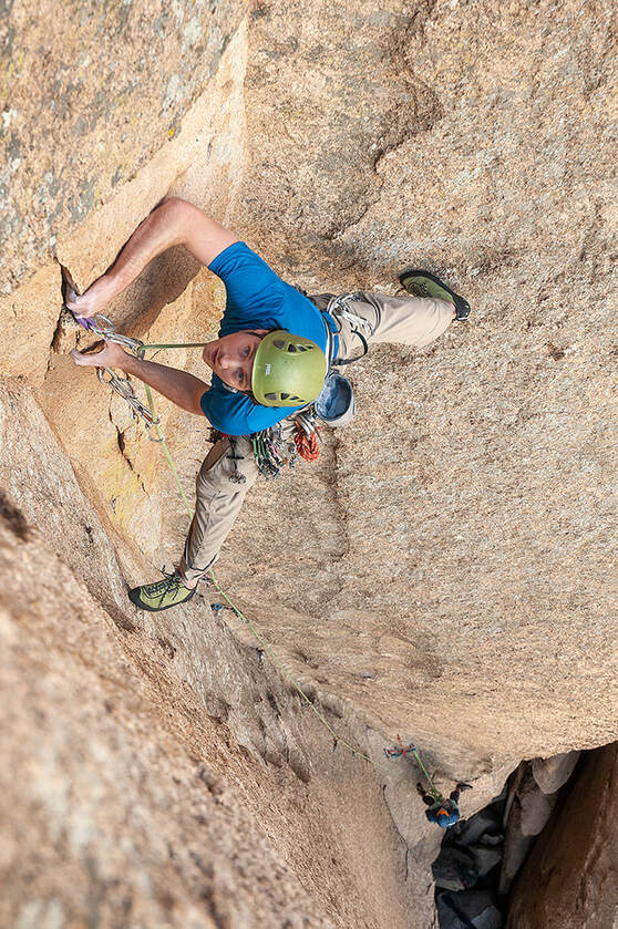 Clay Mansfield stems his way up the beautiful and bold second pitch of the Sound of One Hand Thrashing in Cochise Stronghold